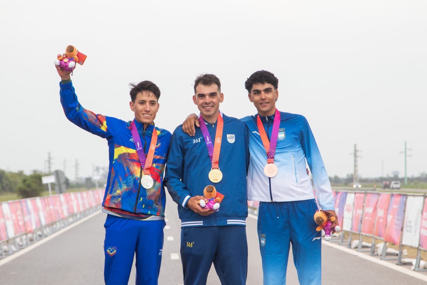 Tomás Contte se colgó la medalla de bronce en el ciclismo de ruta suramericano